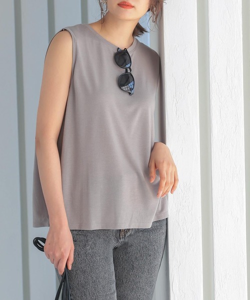 KOBE LETTUCE（コウベレタス）の「2typeノースリーブカットソー（タンクトップ・レディース・オフホワイト/ベージュ/ブラック/ネイビー/レッド/サックスブルー/カーキ/ブルー系その他/パープル系その他2/その他2/ブラック系その他/ベージュ系その他/グレー系その他/その他1/ホワイト系その他/グレー系その他2/パープル系その他/ベージュ系その他2/グリーン系その他/グリーン系その他2/ベージュ系その他3/グリーン系その他3/ピンク系その他2/ピンク系その他/レッド系その他/ブルー系その他2/ブラウン/ブラウン系その他/ホワイト系その他2/ホワイト系その他3/オレンジ系その他/オレンジ/マスタード/イエロー系その他/グリーン系その他4/グリーン系その他5/ブルー系その他3/ブルー/パープル系その他3/パープル/ベージュ系その他5/ベージュ系その他4/ブルー系/ブルー系1/グリーン系/グリーン系1・M/FREE/XL/L）」の14枚目の写真