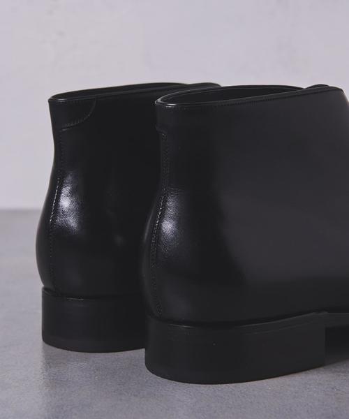 UNITED ARROWS(ユナイテッドアローズ)の「UDBS レザー チャッカブーツ ◆(ドレスシューズ・メンズ・ブラック・6/8/9/8h/9h/7/7h/6h)」の6枚目の写真