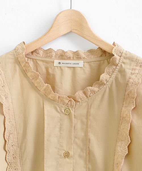 MAJESTIC LEGON(マジェスティックレゴン)の「スカラップレースブラウス(シャツ/ブラウス・レディース・オフホワイト/キャメル/ブラック・MEDIUM)」の12枚目の写真