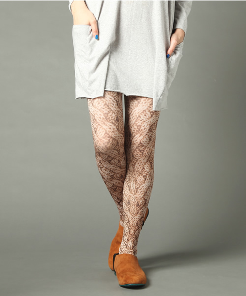 STORAMA（ストラマ）の「【STORAMA】トロンプイユバイカラータイツ（タイツ/ストッキング・レディース・ブラウン/ネイビー/ブラック・FREE）」の3枚目の写真