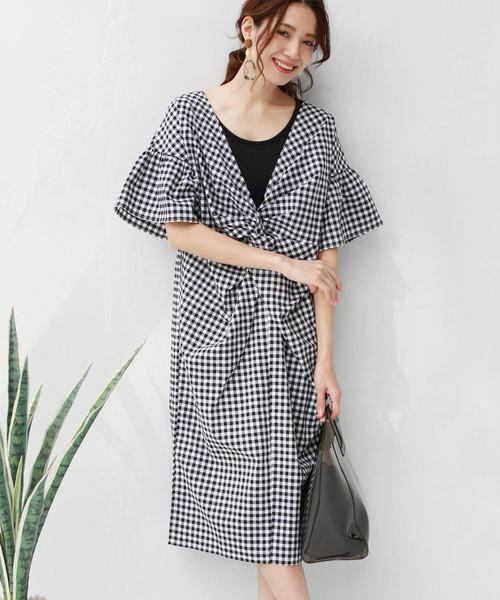 REAL CUBE（リアルキューブ）の「REAL CUBE 前後2WAYギンガムチェックワンピース（ワンピース・レディース・ブラック/ネイビー/ブルー・M/L）」の2枚目の写真