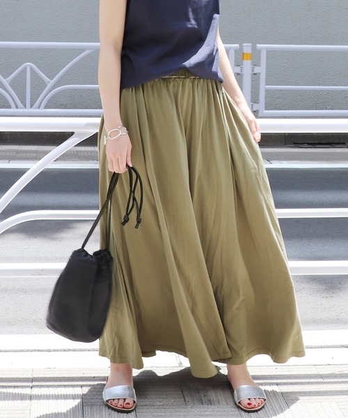 JOURNAL STANDARD（ジャーナルスタンダード）の「《WEB限定》JS+eピマジャージーギャザーマキシスカート◆（スカート・レディース・ブラック/ブラウン/カーキ・FREE）」の3枚目の写真