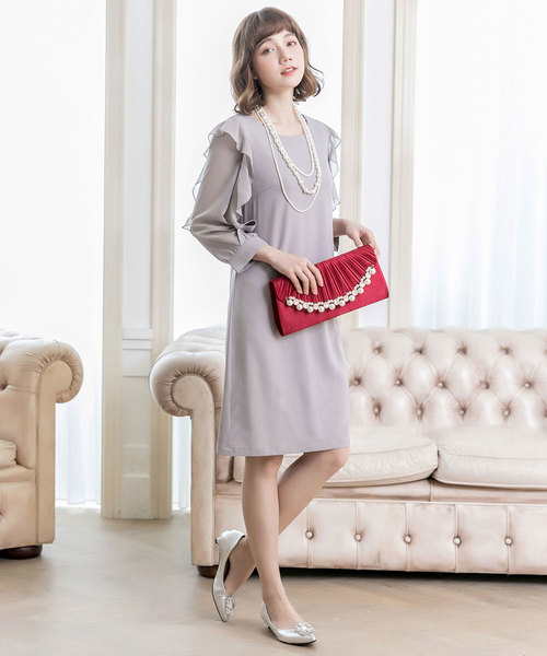 DRESS STAR(ドレス スター)の「パールビジューラディアルサテンプリーツクラッチバッグ(クラッチバッグ・レディース・ネイビー/シルバー/ワインレッド/ナチュラル・フリー)」の13枚目の写真