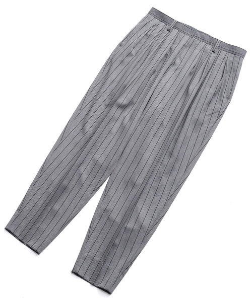 SHAREEF（シャリーフ）の「STRIPE WIDE TAPERED PANTS（その他パンツ・メンズ・モカ/グレー・1/3/2）」の3枚目の写真