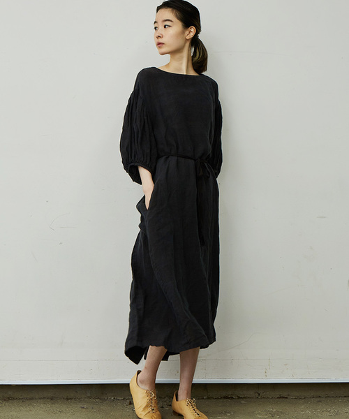 IKKUNA（イクナ）の「winding one-piece／ウィンディングワンピース（ワンピース・レディース・キナリ/チャコールグレー/ターコイズブルー/ホワイト・1）」の5枚目の写真