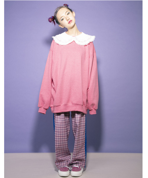 Candy Stripper（キャンディストリッパー）の「FRILL COLLAR スウェット（スウェット・レディース・ブラック/ネイビー/ピンク/ヘザーグレー・2）」の4枚目の写真