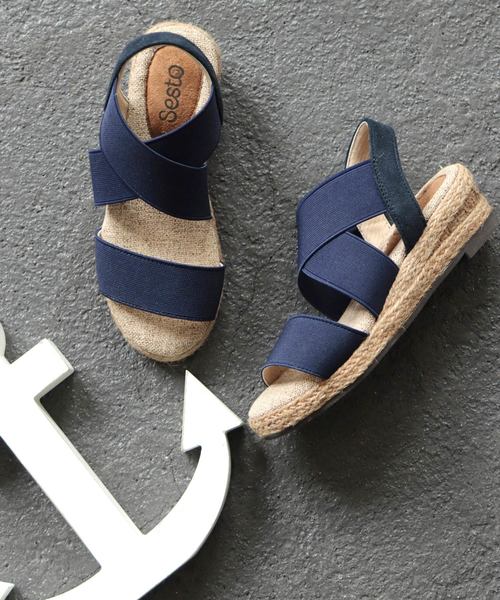 SESTO（セスト）の「【SESTOキッズ】ママとお揃い。ゴムフィットサンダル（サンダル・キッズ・ブラック/パープル/カーキ/マスタード/シルバー/ネイビー/グレー/レッド/グリーン/ピンク/サックスブルー/アイボリー/レッド系その他/ゴールド/モカ/グレー系その他/ラベンダー/ベージュ/ブラウン/ライトグレー/レオパード/チャコール・17.0cm/20.0cm/19.0cm/18.0cm/21.0cm）」の13枚目の写真