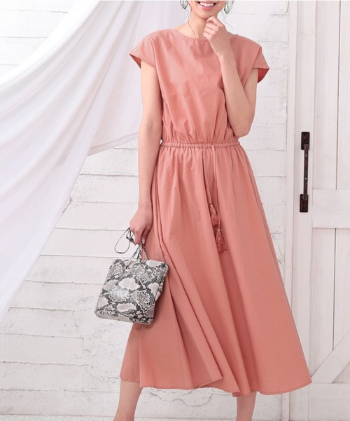 Doula Doula（ドゥーラドゥーラ）の「麻タッチ　ロング ワンピース（ワンピース・レディース・ブラック/グレー/キャメル/アイボリー/ネイビー/カーキ/ホワイト系その他/グレー系その他/ブルーグレー/コーラルピンク/グリーン系その他/ブラック系その他/ブルー系その他/ピンク系その他/イエロー系その他/ホワイト系その他2/グレー系その他2/グレー系その他3・FREE）」の18枚目の写真