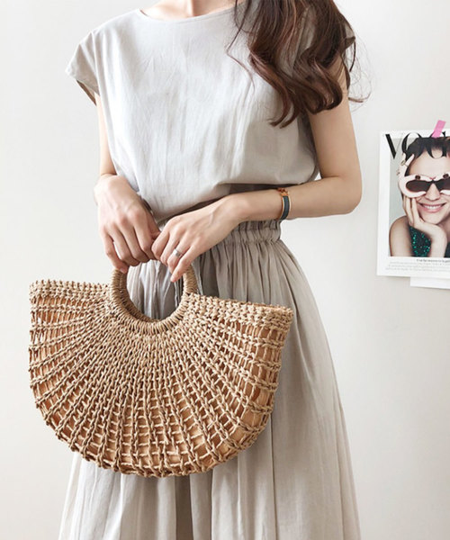 Doula Doula（ドゥーラドゥーラ）の「麻タッチ　ロング ワンピース（ワンピース・レディース・ブラック/グレー/キャメル/アイボリー/ネイビー/カーキ/ホワイト系その他/グレー系その他/ブルーグレー/コーラルピンク/グリーン系その他/ブラック系その他/ブルー系その他/ピンク系その他/イエロー系その他/ホワイト系その他2/グレー系その他2/グレー系その他3・FREE）」の19枚目の写真