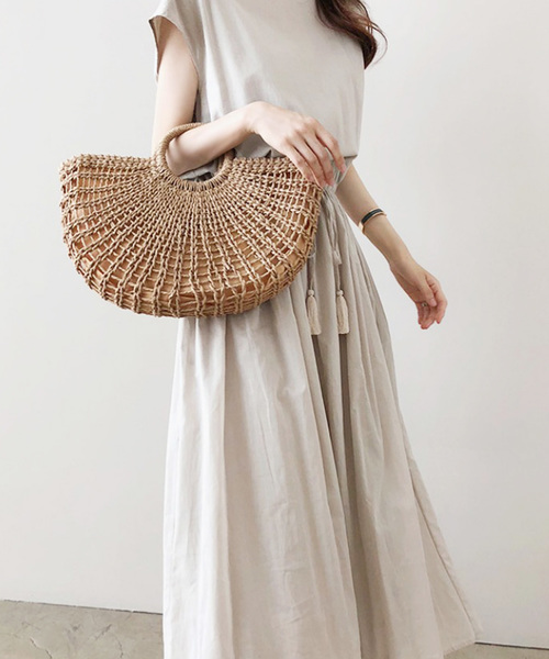 Doula Doula（ドゥーラドゥーラ）の「麻タッチ　ロング ワンピース（ワンピース・レディース・ブラック/グレー/キャメル/アイボリー/ネイビー/カーキ/ホワイト系その他/グレー系その他/ブルーグレー/コーラルピンク/グリーン系その他/ブラック系その他/ブルー系その他/ピンク系その他/イエロー系その他/ホワイト系その他2/グレー系その他2/グレー系その他3・FREE）」の22枚目の写真