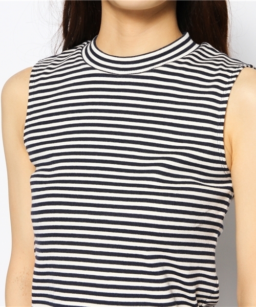 ELFORBR(エルフォーブル)の「リブボーダーハイネックノースリーブトップス(Tシャツ/カットソー・レディース・ブラック/ネイビー・MEDIUM)」の6枚目の写真