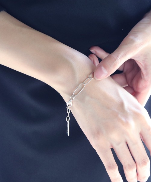 YArKA（ヤーカ）の「【YArKA/ヤーカ】silver925 narrow parts bracelet[tgi]/チェーンブレスレット シルバー925（ブレスレット・レディース・ゴールド/シルバー・FREE）」の5枚目の写真