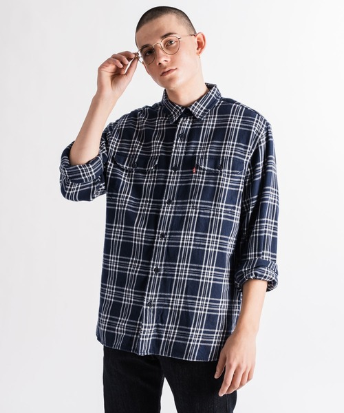 Levi's(リーバイス)の「CLASSIC ワーカーシャツ STANDARD AUDEN DRESS BLUE(シャツ/ブラウス・メンズ・ブルー・M/L/XL/S)」の1枚目の写真