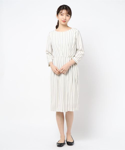 12Twelve Agenda(トゥエルブ アジェンダ)の「ストライプ7分袖タイトワンピース(ワンピース・レディース・ネイビー/オフホワイト/グレイッシュベージュ・M)」の13枚目の写真