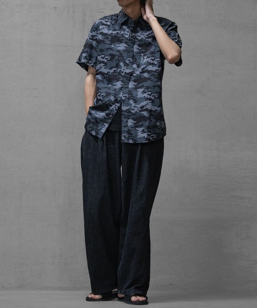 JOHN'S CLOSET（ジョンズクローゼット）の「【a】ジャストフィット半袖シャツ カモフラージュ/メンズ/レディース（シャツ/ブラウス・メンズ・ブルー/グレー・5L/4L/LARGE/3L/X-LARGE/MEDIUM）」の14枚目の写真