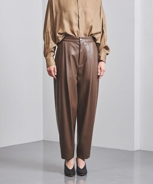 UNITED ARROWS（ユナイテッドアローズ）の「UGMSC フェイクレザー テーパードパンツ（その他パンツ・レディース・ブラック/モカ・38/40/36）」の3枚目の写真
