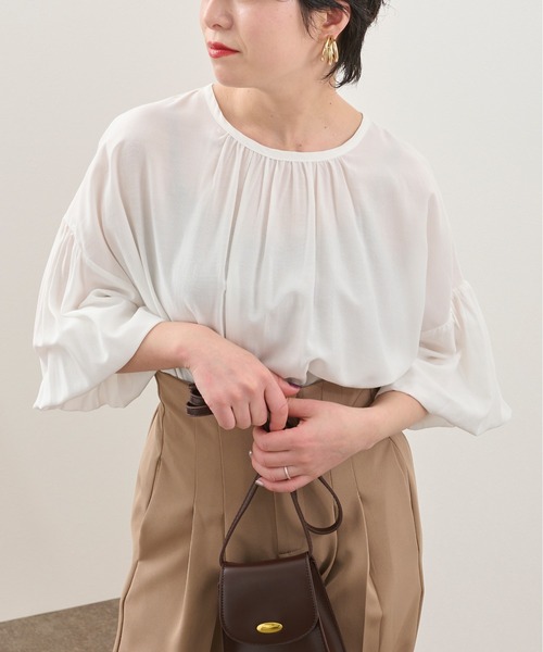 Ambre Neige（アンブルネージュ）の「ソデボリュームブラウス／シアーブラウス／【WEB/EC限定商品】（シャツ/ブラウス・レディース・ダークブラウン/オフホワイト・FREE）」の5枚目の写真