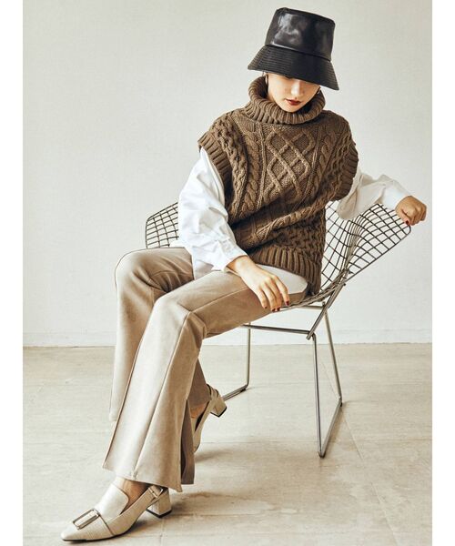 MURUA(ムルーア)の「メタルスクエアパンプス(パンプス・レディース・ブラック/アイボリー・35/36/37)」の14枚目の写真