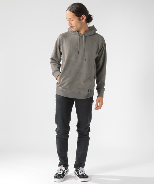 BAYFLOW(ベイフロー)の「レザーライクパーカー(パーカー・メンズ・ベージュ/ピンク/アイボリー/チャコール・SMALL/MEDIUM/LARGE)」の8枚目の写真