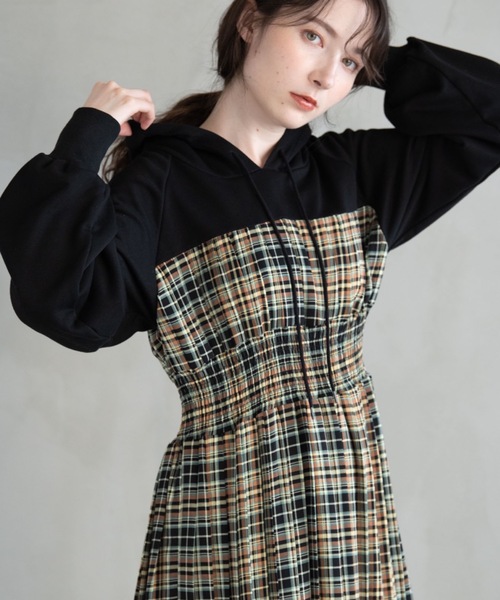 idem（イデム）の「check holic Parka onepiece/チェックパーカー