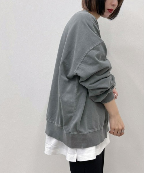 apres jour mignon(アプレジュールミニョン)の「ダメージルーズスウェット【ZOZOTOWN限定アイテム】(スウェット・レディース・ブラック/ダークブルー/モカ/パープル・X-LARGE/フリー)」の9枚目の写真