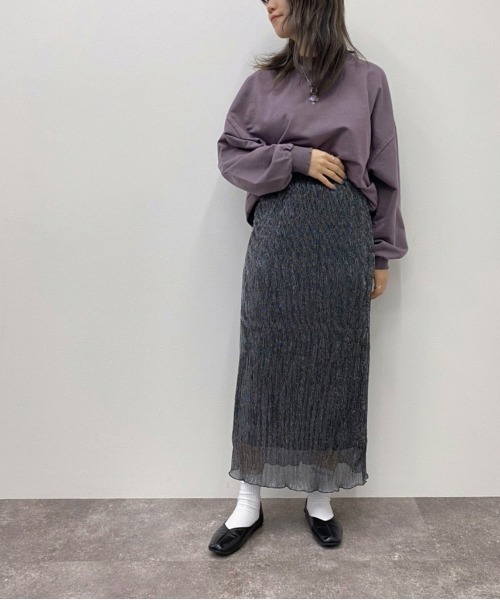 apres jour mignon(アプレジュールミニョン)の「ダメージルーズスウェット【ZOZOTOWN限定アイテム】(スウェット・レディース・ブラック/ダークブルー/モカ/パープル・X-LARGE/フリー)」の16枚目の写真