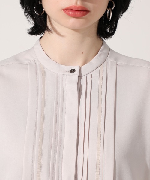 UNITED TOKYO（ユナイテッドトウキョウ）の「アレンジキーネック半袖（シャツ/ブラウス・レディース・ホワイト/グリーン/ベージュ/ブラック・FREE）」の17枚目の写真