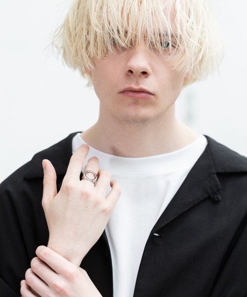 YUEATE（ユエイト）の「"center hole ring" センターホールリング（リング・メンズ・シルバー・FREE）」の10枚目の写真