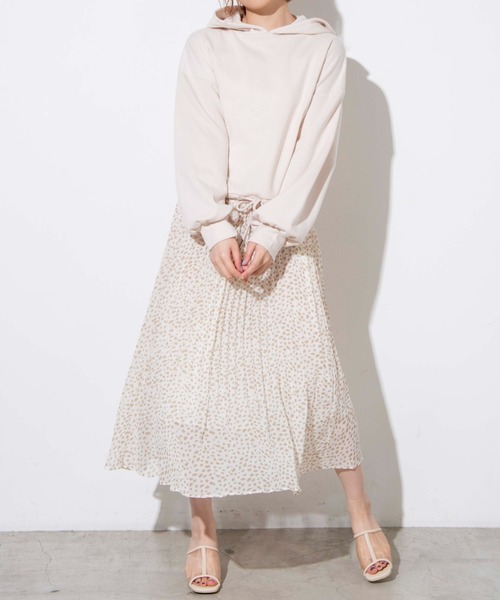 WEGO（ウィゴー）の「WEGO/ボリュームスリーブドロストパーカー（パーカー・レディース・グリーン/アイボリー/ピンク・FREE）」の17枚目の写真