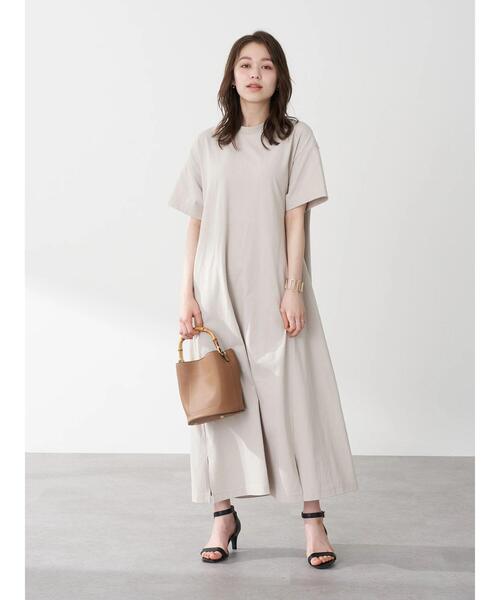 earth music&ecology（アースミュージックアンドエコロジー）の「【WEB限定】フレアーカットワンピース ＊（ワンピース・レディース・チャコールグレー/ブラック/ベージュ/グリーン/バーガンディー/ライトベージュ・FREE）」の9枚目の写真