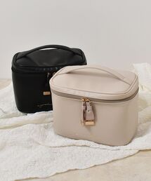 MAJESTIC LEGON（マジェスティックレゴン）の「レディバニティポーチ（ポーチ）」