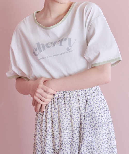 OLIVE des OLIVE（オリーブデオリーブ）の「リンガーTシャツ（Tシャツ/カットソー・レディース・ベージュ/オフホワイト/サックスブルー・FREE）」の18枚目の写真