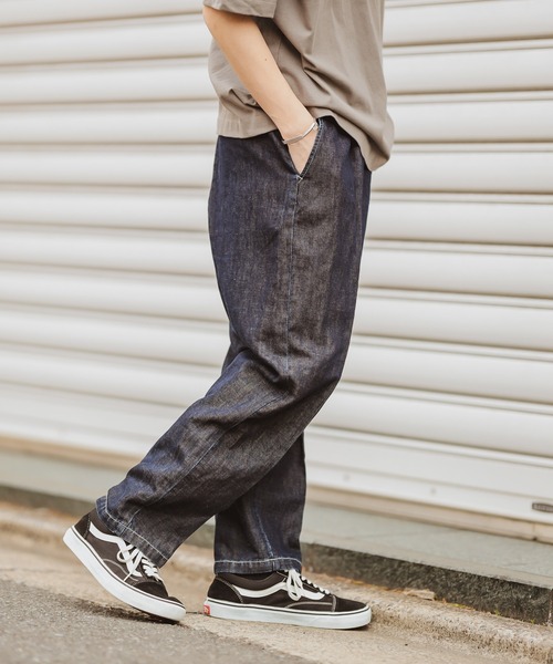 CIAOPANIC TYPY（チャオパニックティピー）の「リネン混デニムタックトラウザーパンツ（デニムパンツ・メンズ・ブルー/ネイビー・LARGE/MEDIUM）」の4枚目の写真