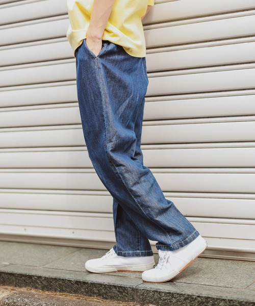 CIAOPANIC TYPY（チャオパニックティピー）の「リネン混デニムタックトラウザーパンツ（デニムパンツ・メンズ・ブルー/ネイビー・LARGE/MEDIUM）」の6枚目の写真