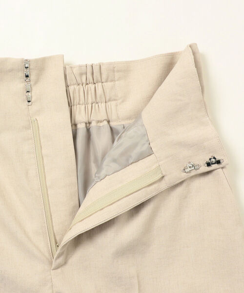 Ray BEAMS(レイビームス)の「Ray BEAMS / タック ウエスト ショートパンツ(その他パンツ・レディース・ブラック/ベージュ・1/0)」の13枚目の写真