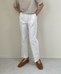 LE MORE | ツータックツイルテーパードパンツ(チノパンツ)