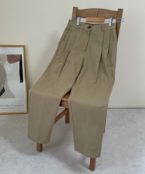 LE MORE（リモア）の「ツータックツイルテーパードパンツ（チノパンツ・レディース・ホワイト/ベージュ/クリーム・S/M/L）」の17枚目の写真