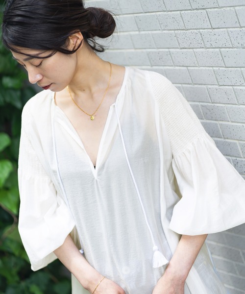 VERMEIL par iena(ヴェルメイユパーイエナ)の「LY/N袖シャーリングワンピース(ワンピース・レディース・ホワイト/ピンク/ブルー系その他・FREE)」の13枚目の写真