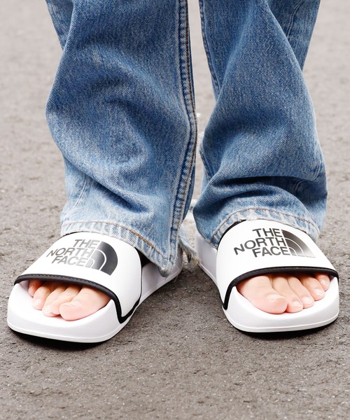 THE NORTH FACE(ザノースフェイス)の「THE NORTH FACE/ザ・ノースフェイス MEN'S BASE CAMP SLIDE Ⅲ サンダル/スポーツサンダル(サンダル・メンズ・ホワイト/ブラック/オリーブ×ブラック/レッド/ベージュ×ブラック・26/27/25/28/23/24)」の13枚目の写真