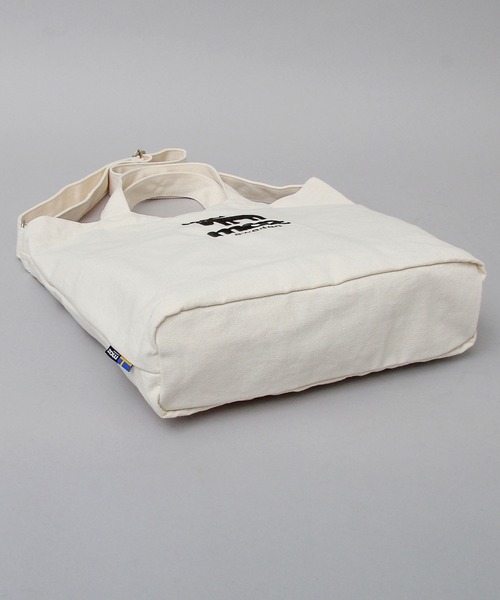 moz（モズ）の「2WAY キャンバス ショルダートート（トートバッグ・レディース・ホワイト/ブラック/グレー/インディゴブルー/ホワイト系その他/ホワイト系その他2/ネイビー/ブラウン/グレー系その他/ブルー/グリーン/ストライプ・FREE）」の18枚目の写真