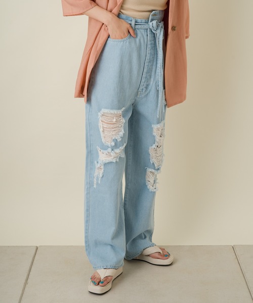 Kastane(カスタネ)の「ハイウエストダメージデニムパンツ(デニムパンツ・レディース・サックスブルー/ブルー・2/1)」の16枚目の写真