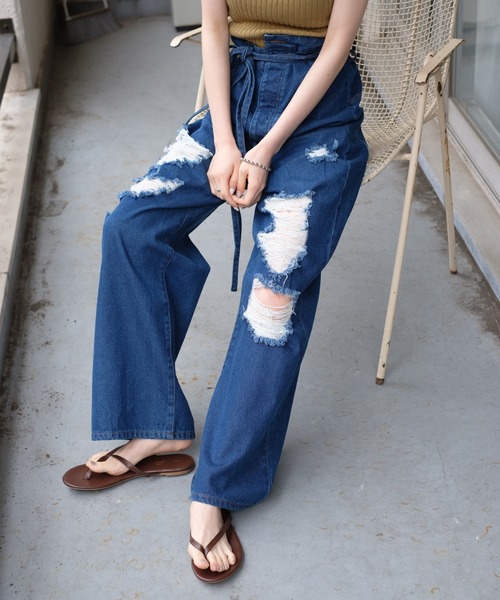 Kastane(カスタネ)の「ハイウエストダメージデニムパンツ(デニムパンツ・レディース・サックスブルー/ブルー・2/1)」の20枚目の写真