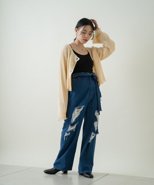 Kastane(カスタネ)の「ハイウエストダメージデニムパンツ(デニムパンツ・レディース・サックスブルー/ブルー・2/1)」の4枚目の写真