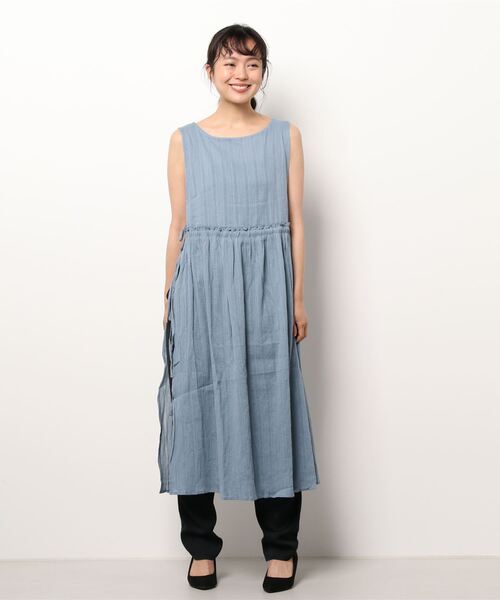 ehka sopo（エヘカソポ）の「ノースリ－ブサイドリボンワンピース（ワンピース・レディース・オフホワイト/サックスブルー/ブラック・ﾌﾘ-）」の3枚目の写真