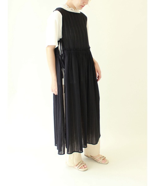 ehka sopo（エヘカソポ）の「ノースリ－ブサイドリボンワンピース（ワンピース・レディース・オフホワイト/サックスブルー/ブラック・ﾌﾘ-）」の11枚目の写真