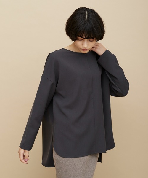 CLEARIMPRESSION (クリアインプレッション)の「TR起毛ボートネックチュニックブラウス【セットアップ対応】(シャツ/ブラウス・レディース・グレー/スミクロ・フリー)」の1枚目の写真