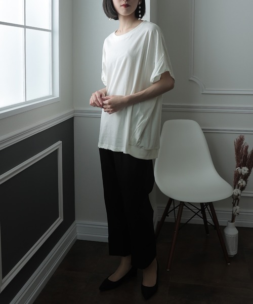 ElegChic(エレグシック)の「立体ドルマンスリーブTシャツ(Tシャツ/カットソー・レディース・ブラック/ホワイト/カーキ・4L/XL/M)」の6枚目の写真