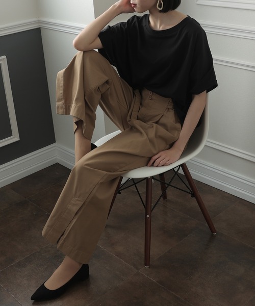 ElegChic(エレグシック)の「立体ドルマンスリーブTシャツ(Tシャツ/カットソー・レディース・ブラック/ホワイト/カーキ・4L/XL/M)」の7枚目の写真