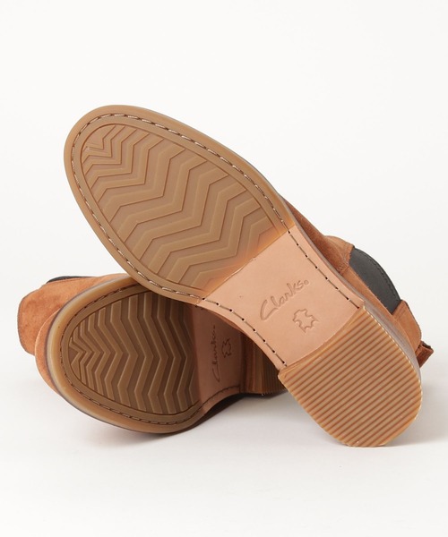 Clarks(クラークス)の「【ネット限定】Clarkdale Arlo / クラークデールアルロ (ダークタンスエード)(ブーツ・レディース・ダークブラウン・UK5/UK6/UK4/UK3/UK3.5/UK4.5/UK5.5)」の3枚目の写真