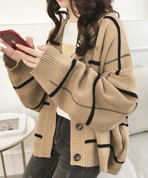 ABITOKYO(アビトーキョー)の「Vネックボリュウーム袖チェック柄カーディガン(カーディガン/ボレロ・レディース・ブラック/ベージュ/イエロー・FREE)」の5枚目の写真